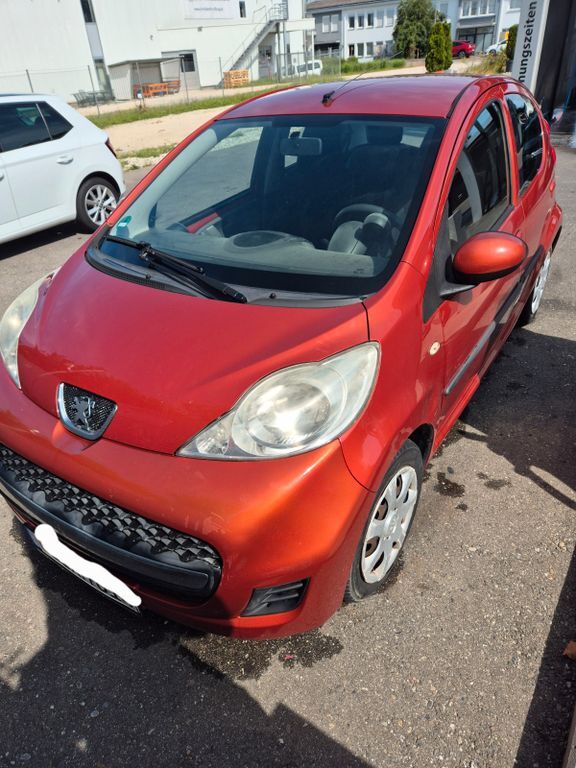 Peugeot 107 127.000 km 2.500 € Ehingen 89584