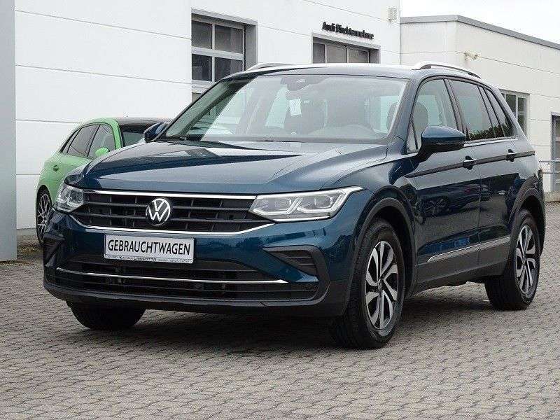 VW Tiguan 29.350 km 25.449 € Meissen 01662