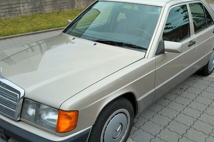 Mercedes-Benz 190 102.000 km 7.900 &euro; Kiel 24149