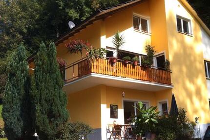 Haus Stegen - 9 Zimmer, 258 m&sup2;, 770.000&euro; | Angebot:26889303