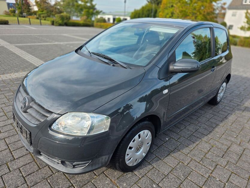 VW Fox 73.000 km 2.499 € Ebernhahn 56424