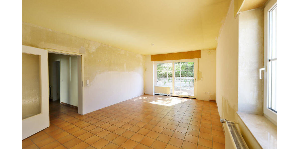 Etagenwohnung Lage - 2 Zimmer, 68 m&sup2;, 95.000&euro; | Angebot:26751736