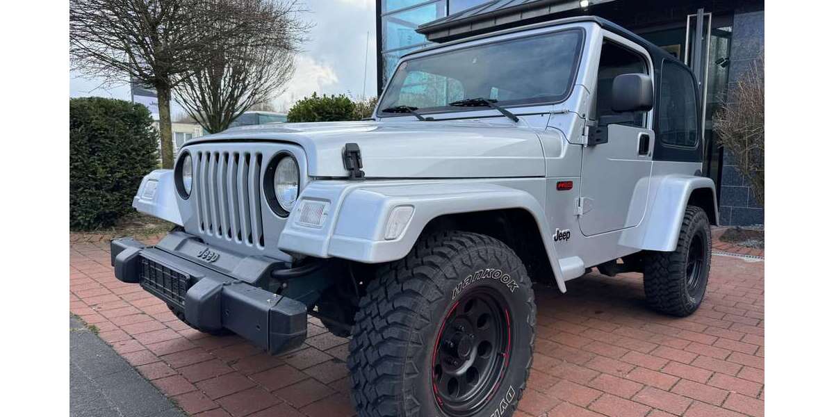 Jeep Wrangler 83.261 km 25.950 &euro; Lippstadt 59557