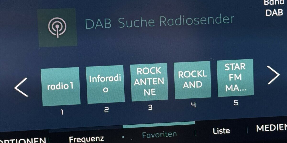 Citroen C5 Aircross 225 Hybrid Shine Pack Leder Massage 98.300 km 18.330 &euro; Lich 35423