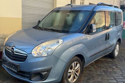 Opel Combo 193.000 km 3.699 &euro; Berlin 13359
