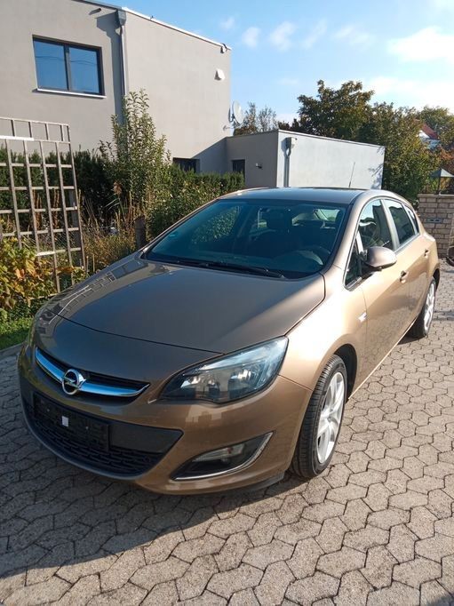 Opel Astra 99.000 km 6.200 € Karlskron 85123