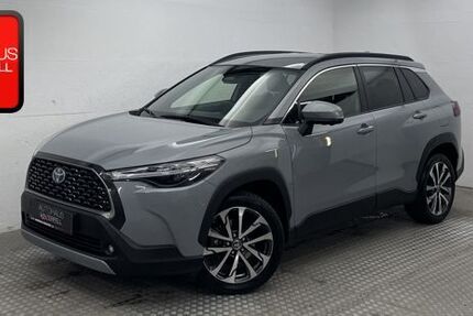 Toyota Corolla Cross 53.381 km 29.400 € Berlin 12351