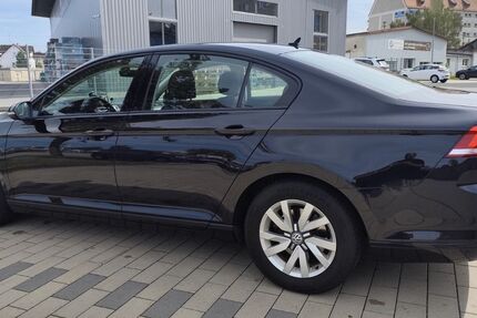 VW Passat 184.000 km 9.400 &euro; Augsburg 86156