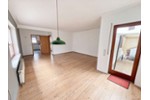 Schöne Doppelhaushälfte in Wehrheim mit zwei Wohnungen, Garten & Garage - Doppelhaushälfte Wehrheim | Angebot:27271153
