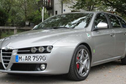 Alfa Romeo 159 111.000 km 7.990 &euro; München 81479