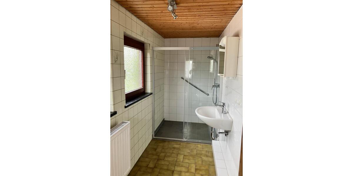 Reihenhaus Düren Mariaweiler-Hoven - 7 Zimmer, 115 m&sup2;, 250.000&euro; | Angebot:26544760