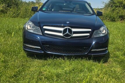 Mercedes-Benz C 250 103.600 km 19.450 &euro; Stuvenborn 24641