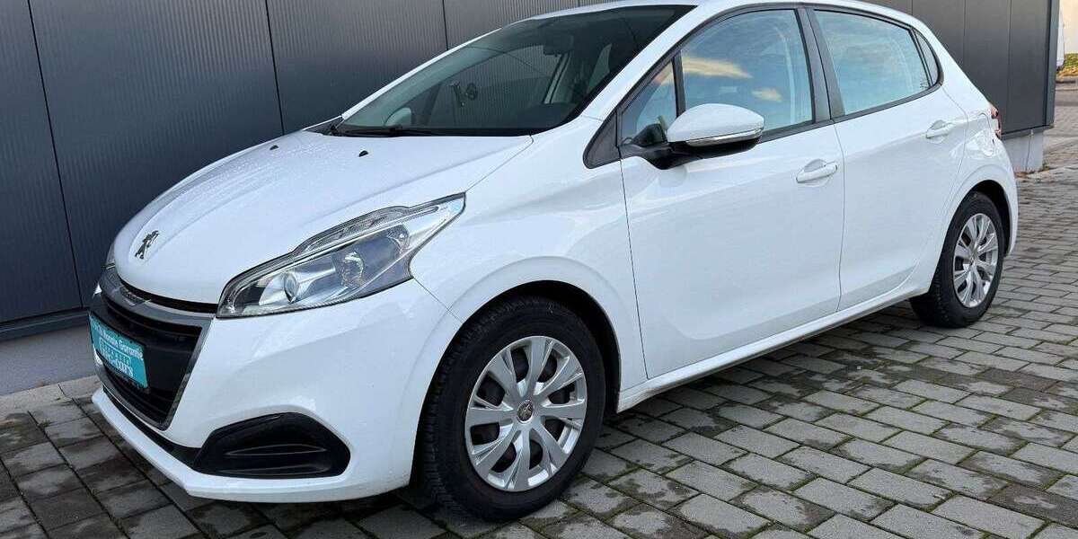 Peugeot 208 150.000 km 5.500 &euro; Holzgerlingen 71088