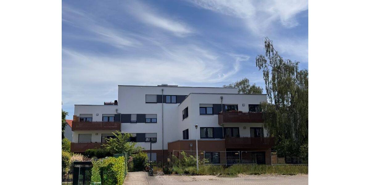 Etagenwohnung Halle (Saale) Landrain - 2 Zimmer, 67 m&sup2;, 873&euro; | Angebot:26841969