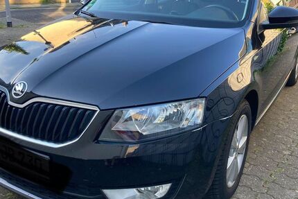 Skoda Octavia 189.000 km 6.800 &euro; Köln 51105