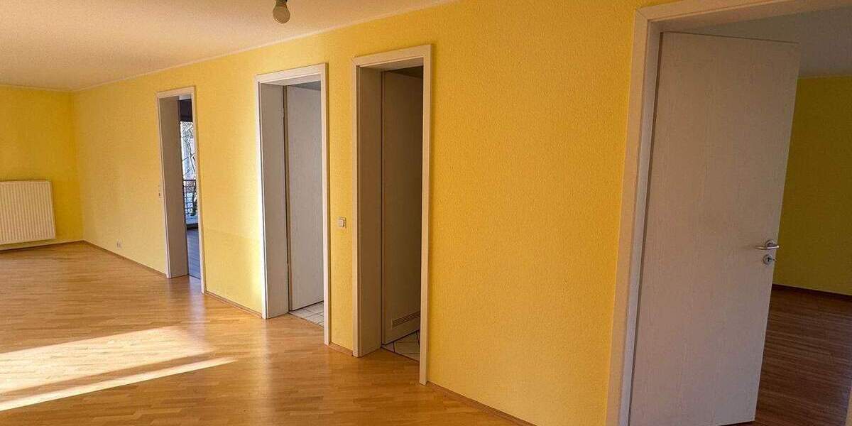 Etagenwohnung Troisdorf-Bergheim Bergheim - 4 Zimmer, 133 m&sup2;, 449.000&euro; | Angebot:25693104