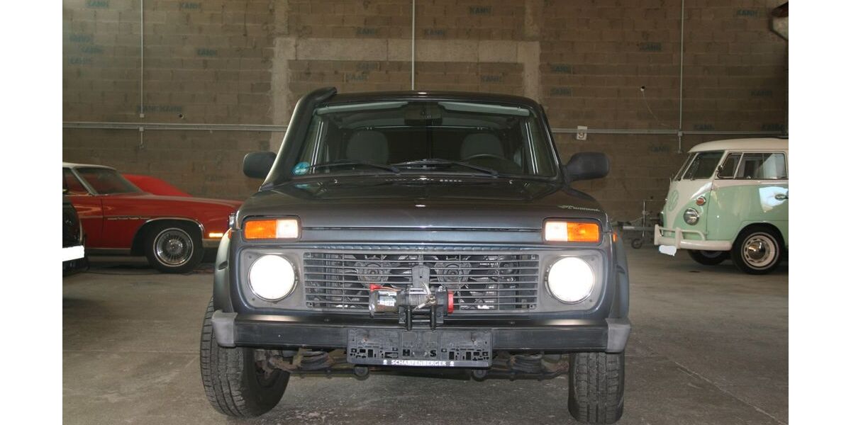 Lada Niva 57.092 km 14.500 &euro; Satteldorf 74589