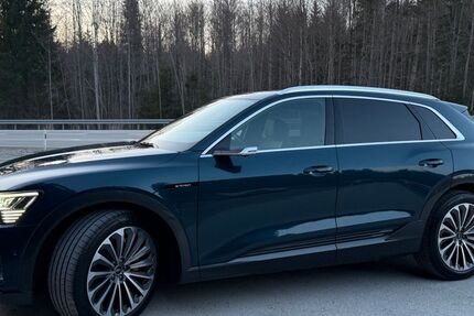 Audi e-tron 186.500 km 22.890 &euro; Seeshaupt 82402