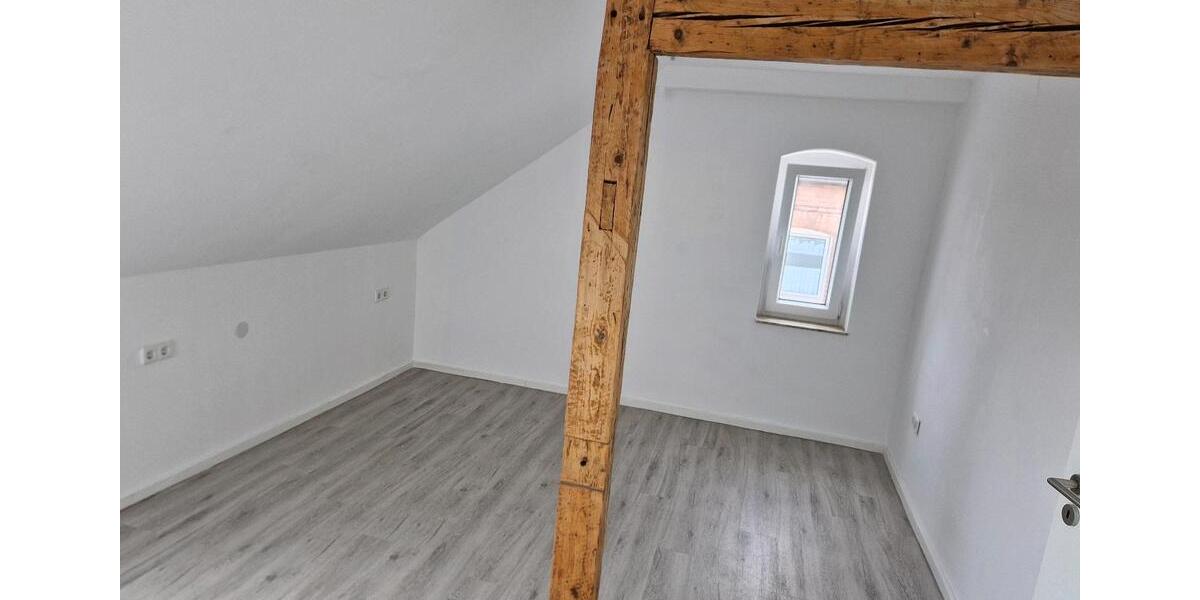 Etagenwohnung Nordstemmen - 4 Zimmer, 83 m&sup2;, 1.100&euro; | Angebot:26426946