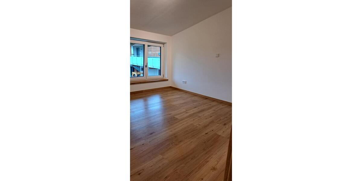 Dachgeschoßwohnung Untergriesbach - 1 Zimmer, 100 m&sup2;, 1.025&euro; | Angebot:26211420
