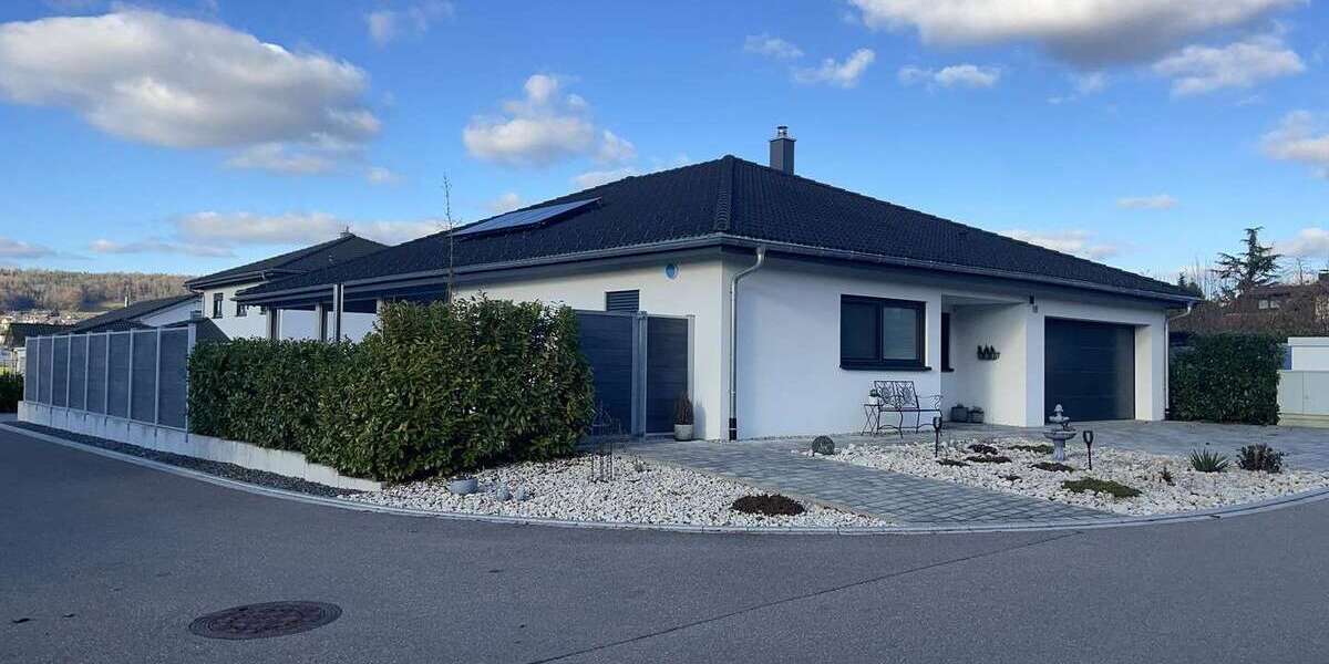 Einfamilienhaus Wutöschingen - 5.5 Zimmer, 220 m&sup2;, 869.000&euro; | Angebot:26767059