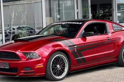 Ford Mustang 147.000 km 17.500 € Walldürn 74731
