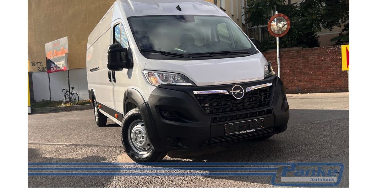 Opel Movano 4.589 km 25.990 &euro; Berlin - Pankow 13187