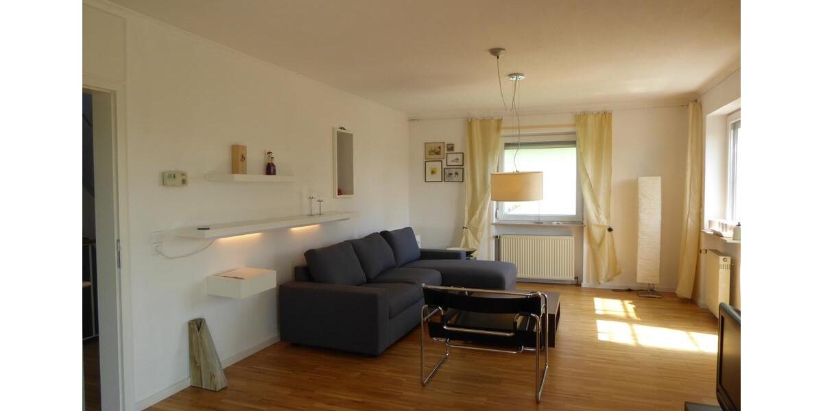 Etagenwohnung Schorndorf - 4 Zimmer, 120 m&sup2;, 1.600&euro; | Angebot:24952149