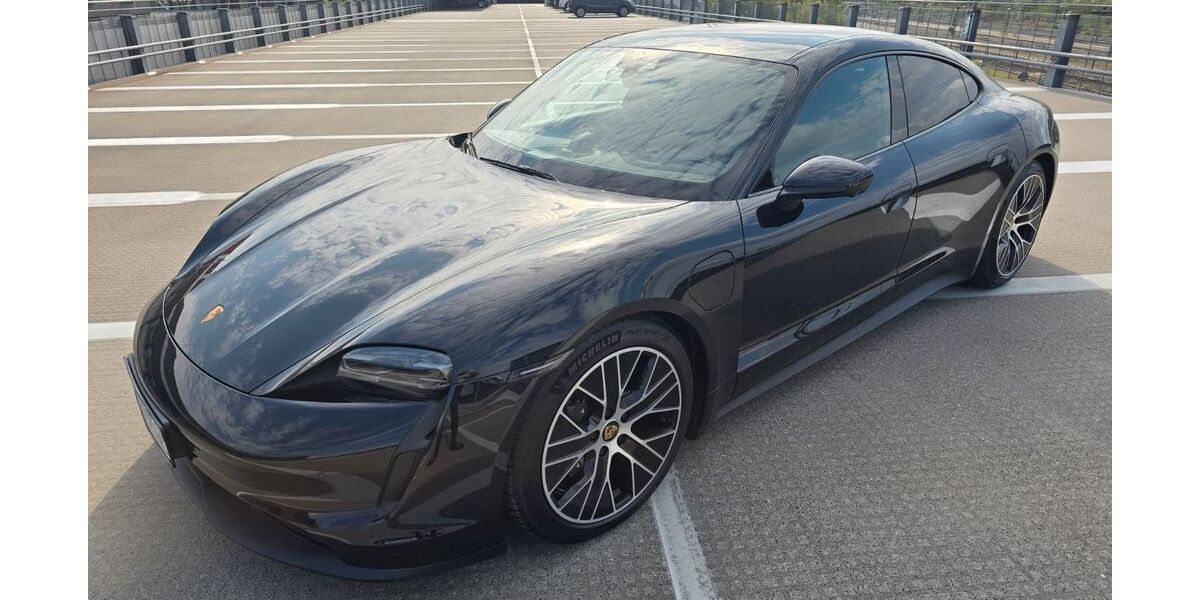 Porsche Taycan 1.500 km 86.999 &euro; Bielefeld 33609