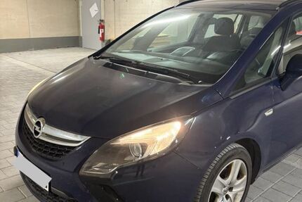 Opel Zafira Tourer 253.578 km 3.500 &euro; München 81927