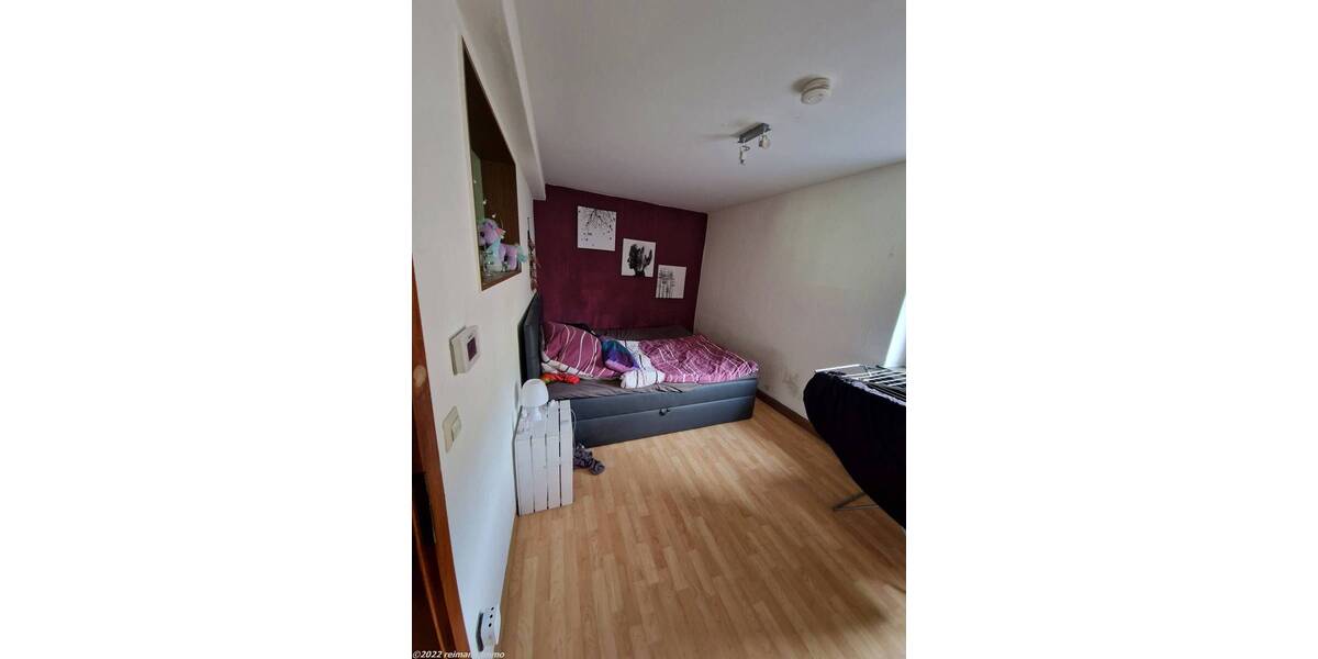 Mehrfamilienhaus mit Ladenlokal, Garagen und Garten zentral in Koblenz-Neuendorf 1 zimmer