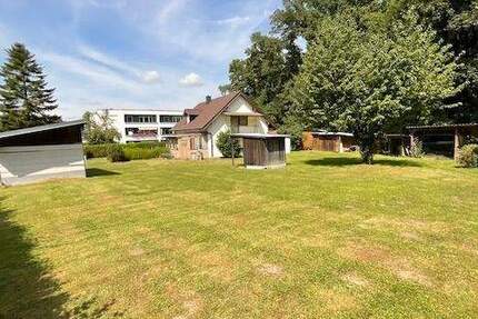 **Entwicklungsstarkes Grundstück mit Abrissobjekt in Landau an der Isar!** zimmer