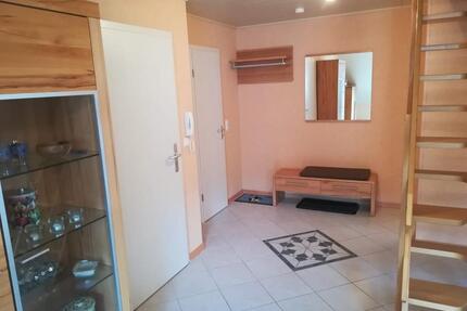 4 Zimmer Dachgeschoßwohnung mit EBK in Kuhnhöfen