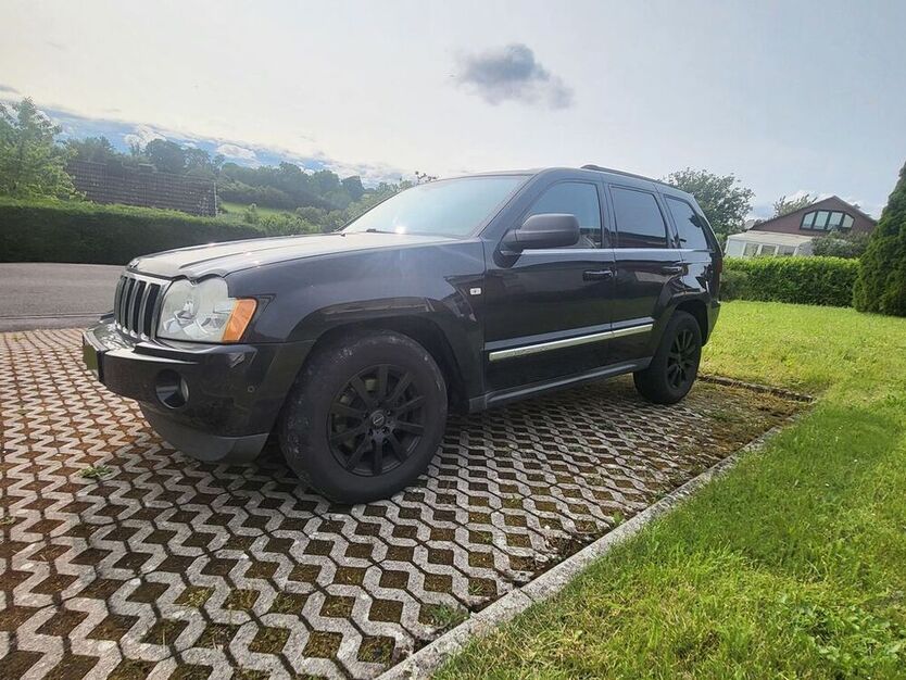 Grand Cherokee