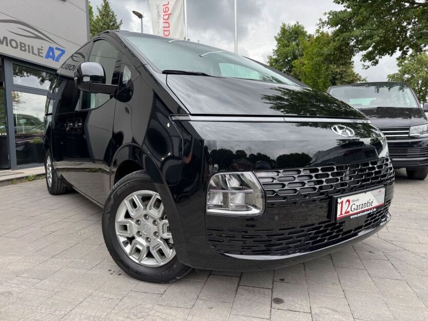 Hyundai STARIA 12.365 km 42.999 € Isernhagen OT Altwarmbüchen bei Hannover A2/A7 30916