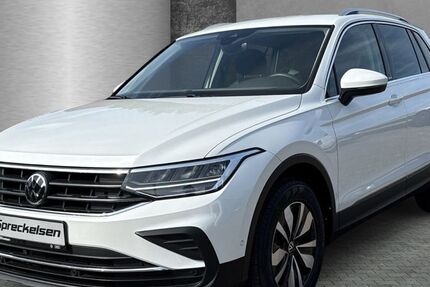 VW Tiguan 13.350 km 30.890 &euro; Bremervörde 27432