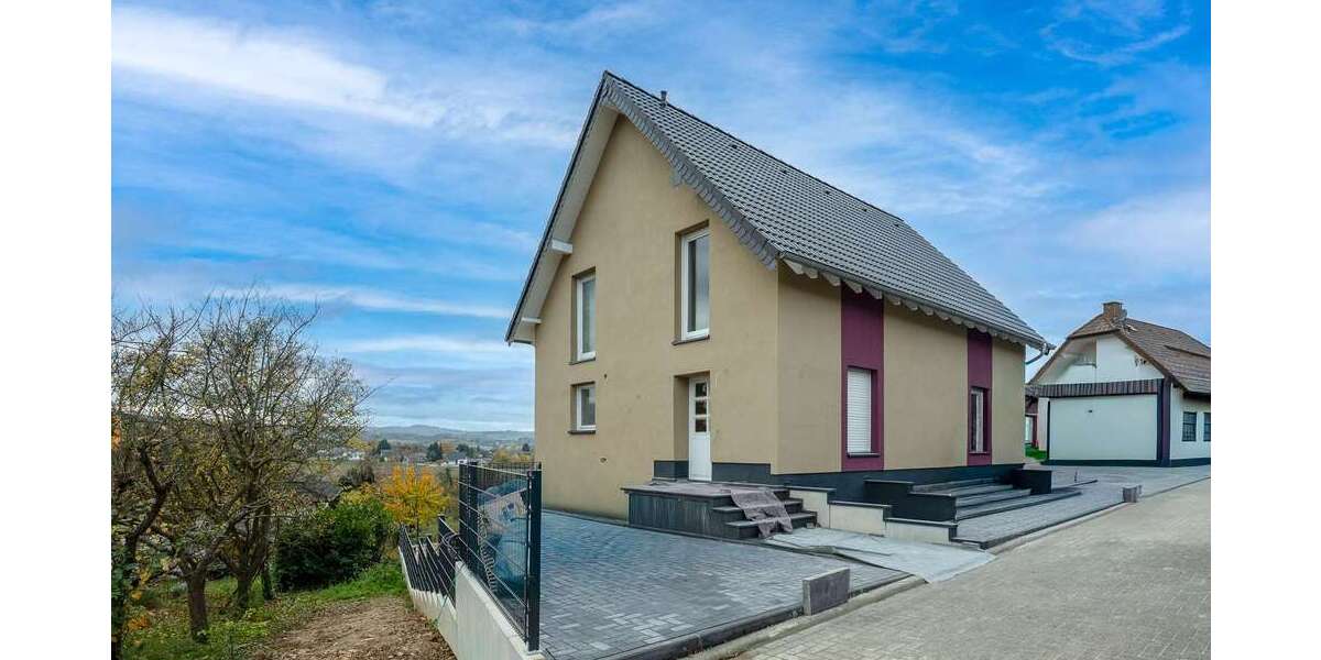 Haus zum Mieten in Bad Münstereifel Kirspenich 1.750 € 150 m² 4 zimmer