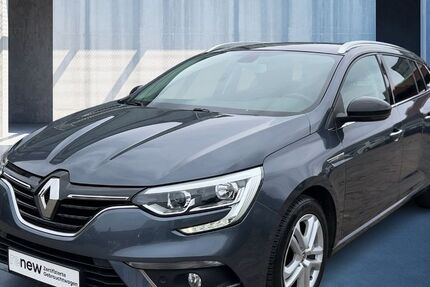 Renault Megane 81.693 km 12.490 &euro; Hamburg 20537