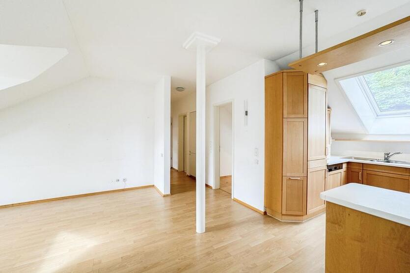Gepflegte 3-Zimmer-Dachgeschoßwohnung in Tutzing
