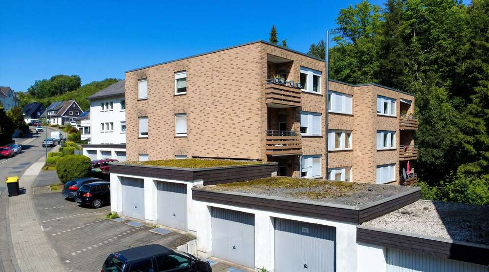 Einfamilienhaus Olpe - 33 Zimmer, 700 m&sup2;, 1.249.000&euro; | Angebot:26858179