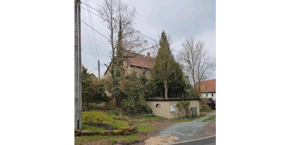 Einfamilienhaus Bucha - 10 Zimmer, 200 m&sup2;, 125.000&euro; | Angebot:26780280