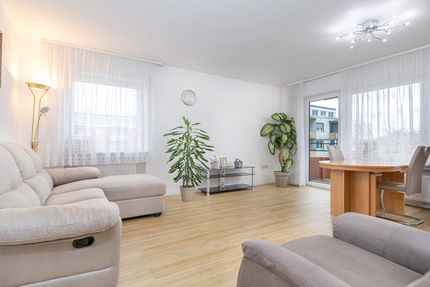 Gepflegte 2-Zimmer-Wohnung mit Südbalkon in zentraler Lage 2 zimmer