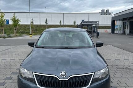 Skoda Rapid 175.000 km 6.800 &euro; Bad Sobernheim 55566