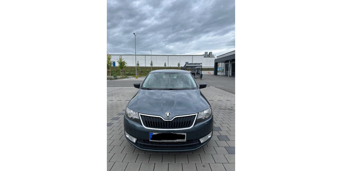 Skoda Rapid 175.000 km 6.800 &euro; Bad Sobernheim 55566