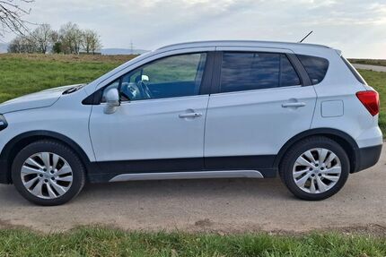 Suzuki (SX4) S-Cross 109.000 km 9.900 &euro; Leutenbach 71397