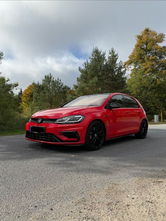 VW Golf 104.007 km 29.900 € Groß Laasch 19288