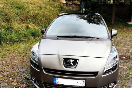 Peugeot 5008 152.500 km 6.100 &euro; Querfurt 06268