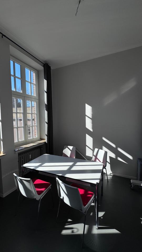 Co-Working Platz in der Innenstadt Münster 2 Tische
