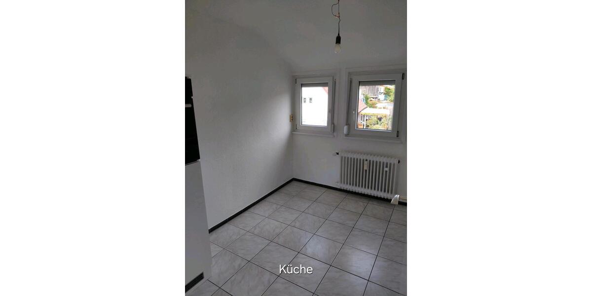 Dachgeschoßwohnung Egenhausen - 4 Zimmer, 65 m&sup2;, 550&euro; | Angebot:26662139