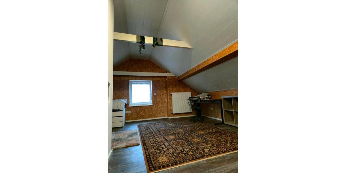 Einfamilienhaus Stadtlauringen - 5 Zimmer, 116 m&sup2;, 165.000&euro; | Angebot:26421538